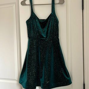 Green, Sparkly, Size: Medium